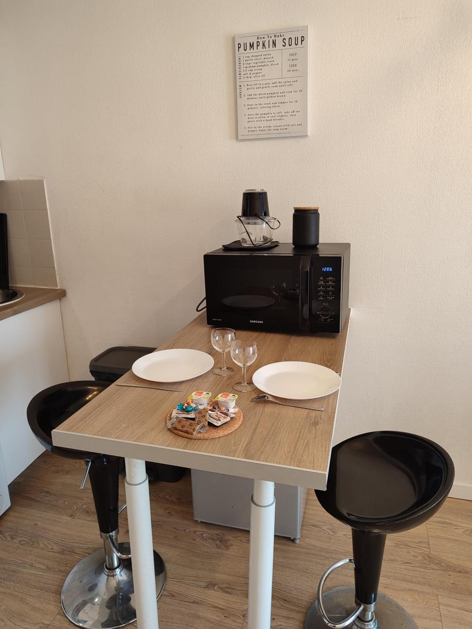 Appartement Climatise Tout Equipe A 6Min De La Gare St Charles Марсель Екстер'єр фото